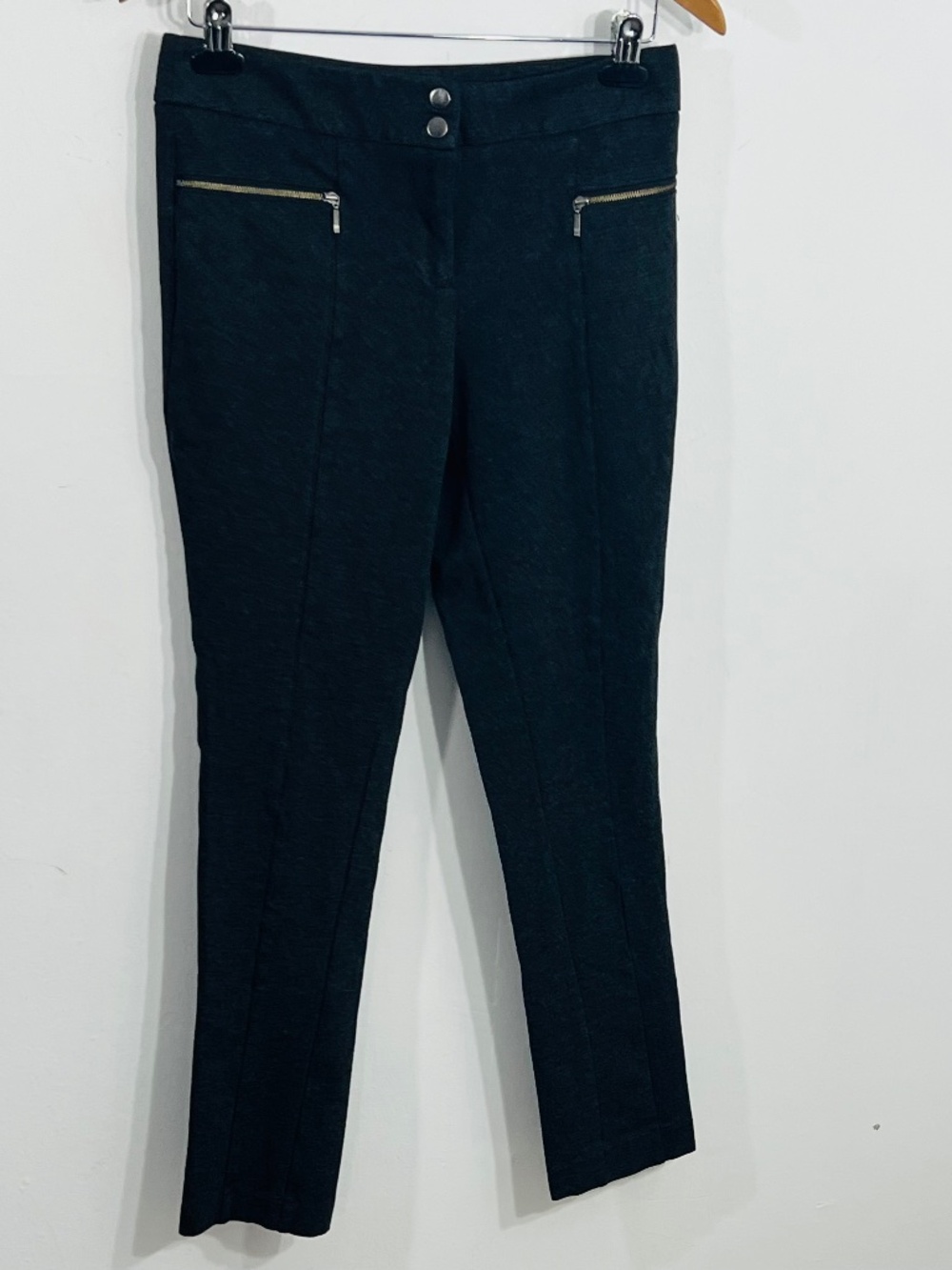 Thalian Gray Pull On Trouser Leggings Double Button Small Zipper Pockets